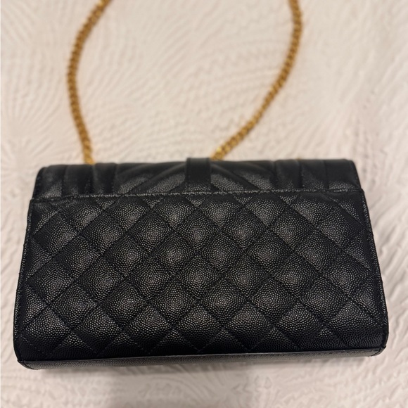 Authentic Like-new YSL quilted grain envelope leather bag - Picture 3 of 9